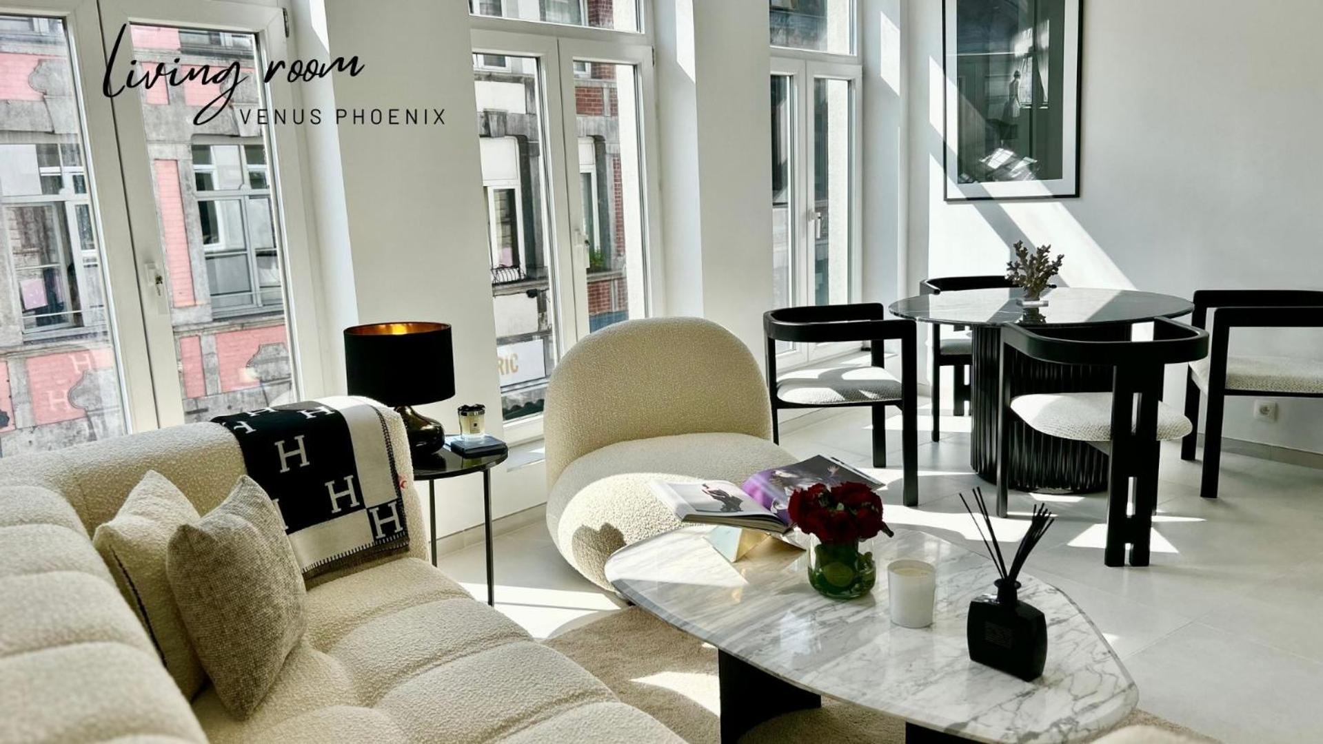 Phoenix Garden Apartment Mons Exterior photo